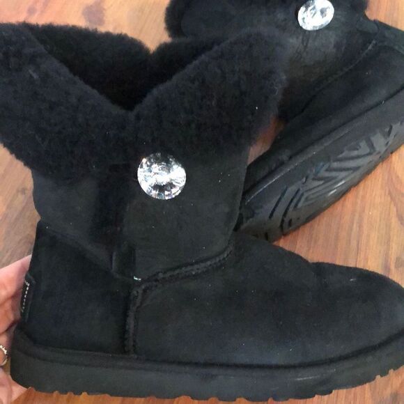 UGG black Rhinestone button ￼Bailey 6 - Picture 1 of 7